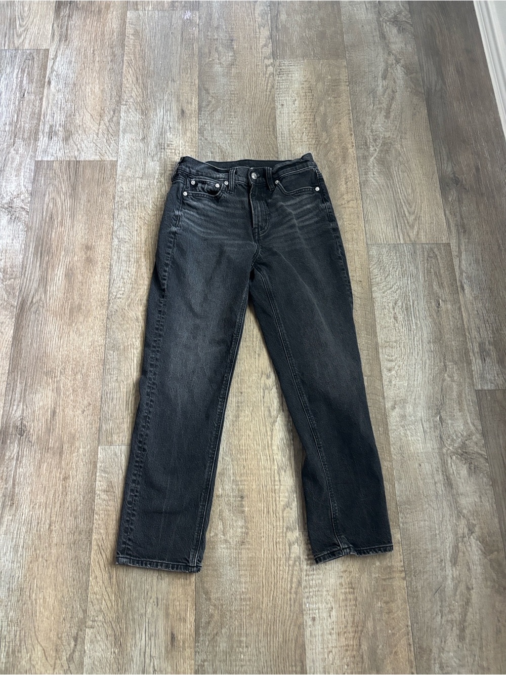American Eagle Outfitters Women's Straight Leg Jeans - Washed Charcoal - Picture 2 of 5
